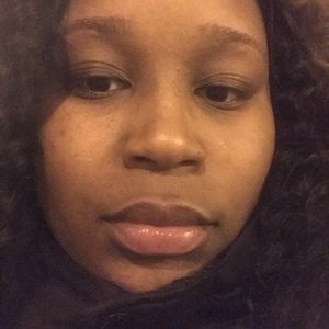 Meet your Posher, Khadijah